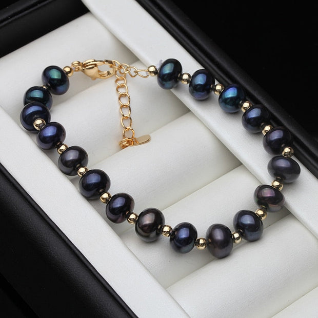 Elena Belccini - Armband Mit Perlenanhänger, Schwarze Süßwasserperle, Zarte Goldkettenglieder, Vintage-Charme