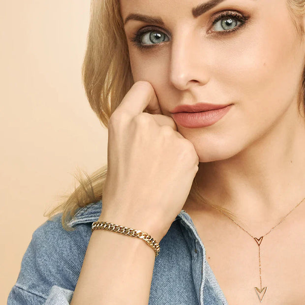 Kubanisches Gliederarmband Lavinia – Zeitloses, Robustes Schmuckstück Mit Breiten Gliedern Und Vielseitigem Stil