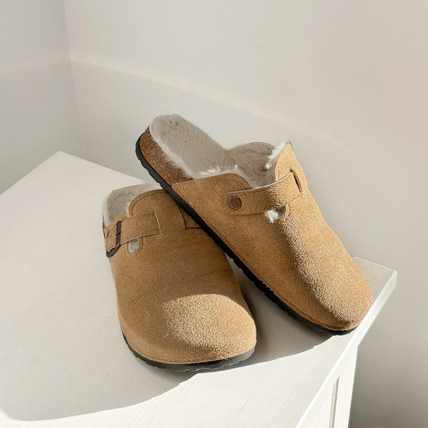 Elle Clogs in Wildlederoptik
