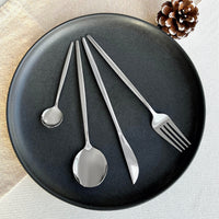 Modernes Besteck-Set in Silber, 24-teilig