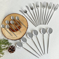 Modernes Besteck-Set in Silber, 24-teilig