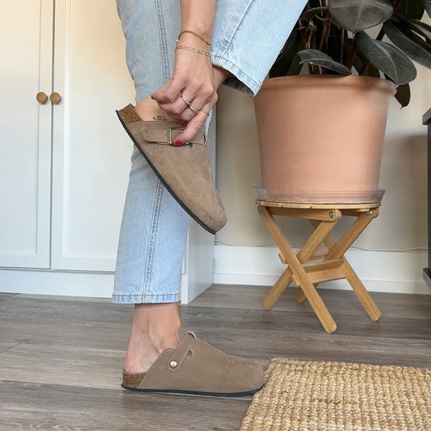 Clogs in Wildleder-Optik