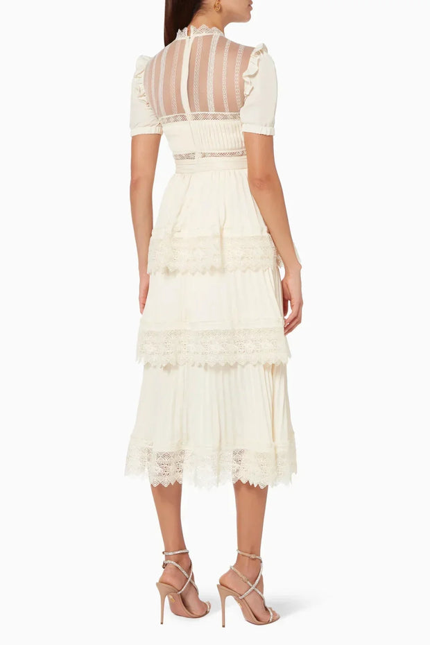 Luciana - Midikleid mit Spitze und Rüschen