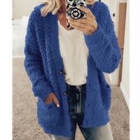 KAROLINA - Plüsch-Strickcardigan
