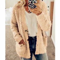 KAROLINA - Plüsch-Strickcardigan