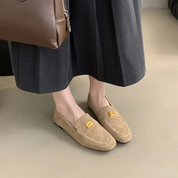 Lina - Britische Schuhe aus leichtem Wildleder