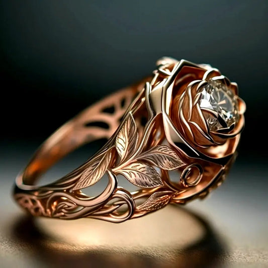 Hohler Ring Mit Rosa Zirkonia Und 3D Rosenmotiv Mit Filigranen Blattverzierungen Lana