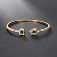 Verdeira Armband Caruso Wistaria Elegantes Goldene Strukturarmband Mit Zirkonen Grünen Steinen Tropfen- Und Rechteckformen