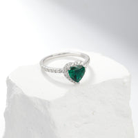 Silberring mit Grünem Herzförmigem Stein Genf Romantischer Zirkonia Ring Elegantem Glanz