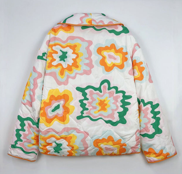 Steppjacke mit farbigem Patchwork-Print