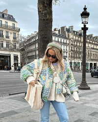 Jacke mit Blumenmuster, Patchwork und Taschen