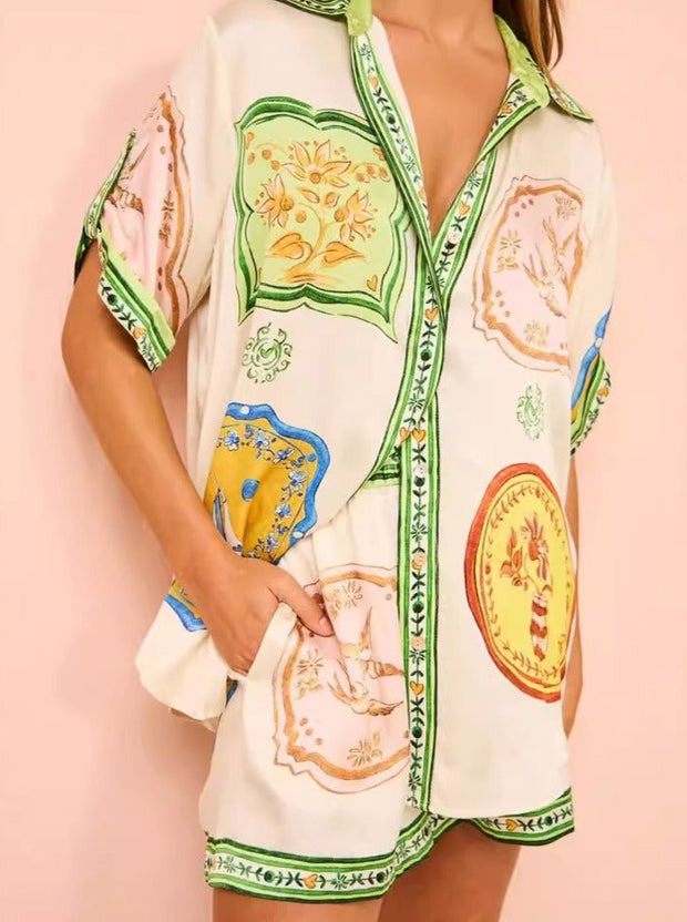 Donata - Cremefarbenes Ensemble mit Ethno-Print Unique