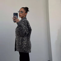 Jeansjacke mit Leopardenmuster und lockerer Passform