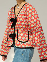 Jacke in leichter Ausführung mit Blumenmuster und Schleifendetails