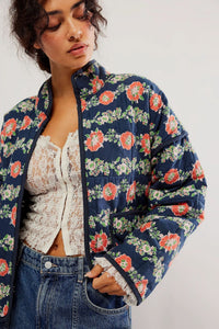 Jacke mit Blumenmuster, Taschen und überschnittenen Schultern