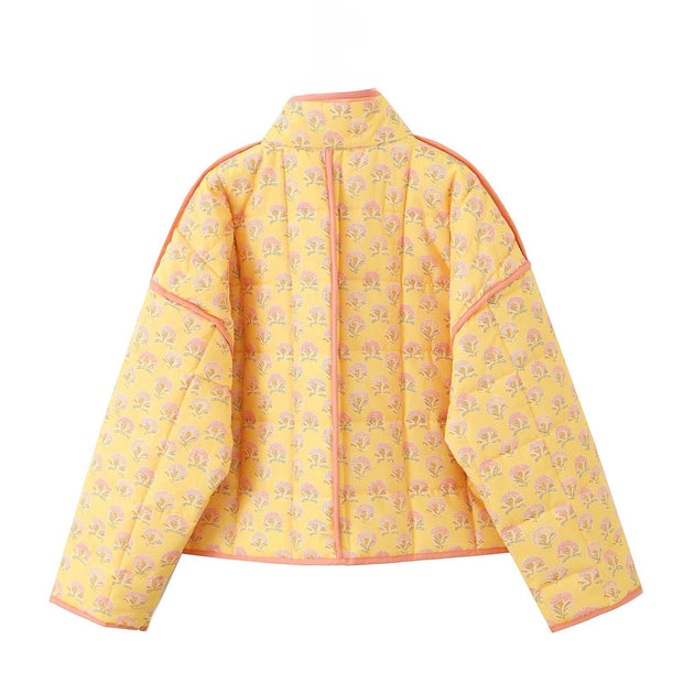 Jacke mit Blumenmuster, Patchwork und Stehkragen