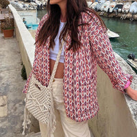 Steppjacke mit Blumenmuster, geometrischem Muster und Taschen