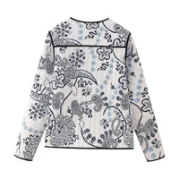 Steppjacke mit Blumenmuster und Ethno-Muster