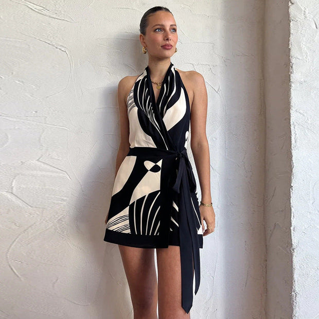 Paula Schwarz-Weißes Kleid