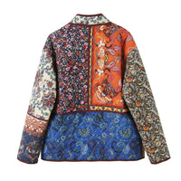 Steppjacke mit Ethno-Muster