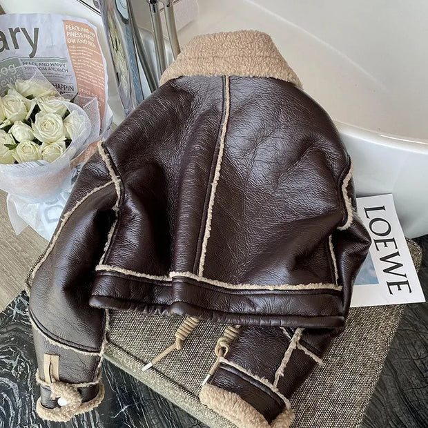 Kurze Lederjacke aus Lammleder
