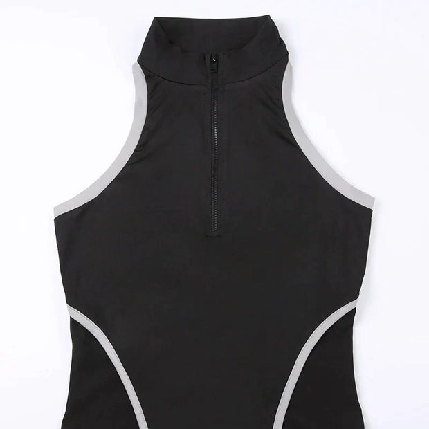 Zoe - Sportliches Crop-Top mit hohem Kragen