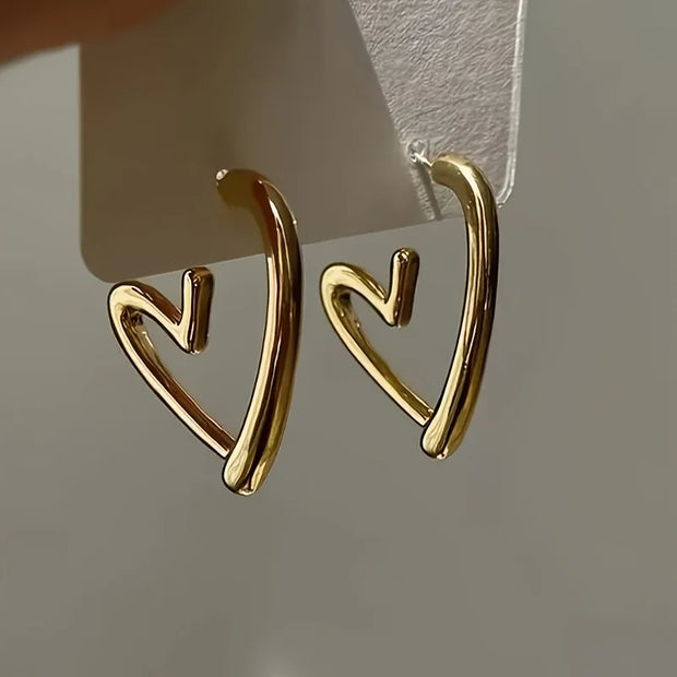Elegante Herzförmige Roségold Ohrringe