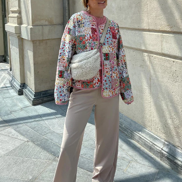 Jeansjacke mit Patchwork, lockerer Passform und Print