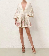 Mahalia - Kleid mit Blumenmuster und Krawattenfront
