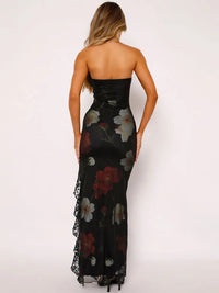 Jannette Trägerloses Kleid