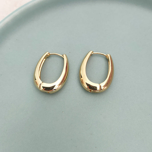 Schicke Mondsichel-Ohrringe Aurelia - Elegante Moderne Ohrringe Aus Edelstahl Mit Goldspiegel-Finish Für Jeden Anlass