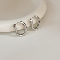 Hoop Ohrringe Organic Flow Floriana Modernes Fließendes Design Inspiriert Von Natürlichen Formen Spiegelndes Finish