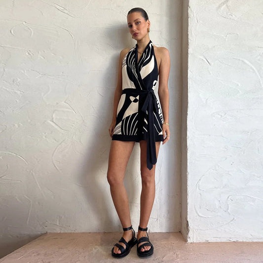 Paula Schwarz-Weißes Kleid