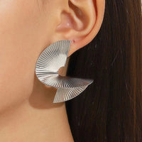 Ohrringe Glamourspiralen Von Adira Modernes Geometrisches Schmuckdesign Mit Poliertem Metallfinish