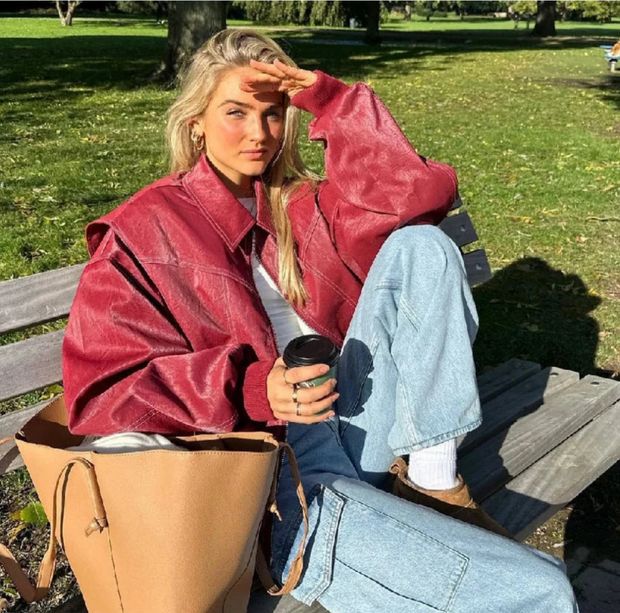 Oversize-Lederjacke im urbanen Stil