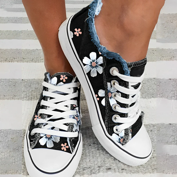 Rena - Trendige Damen-Sneaker mit floralem Denim-Muster für einen stylischen Look