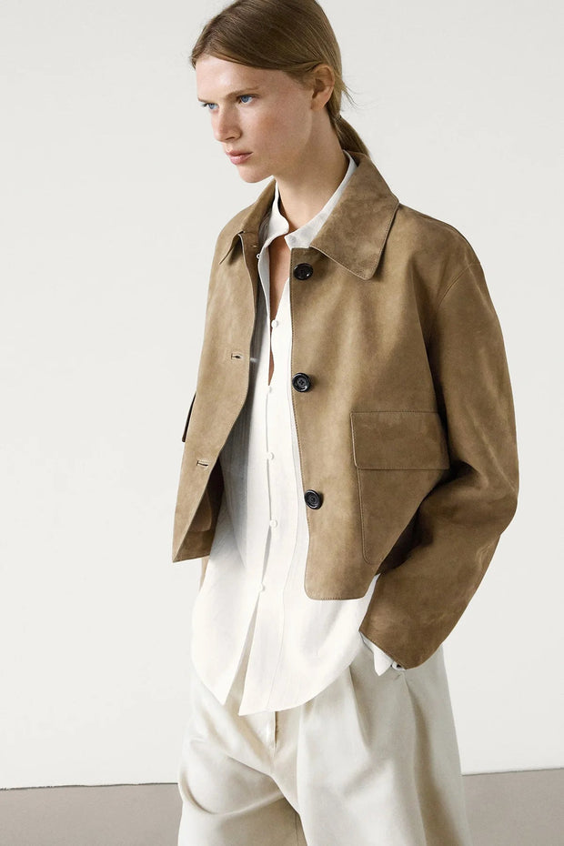 Wildlederjacke mit Knopfverschluss und Taschen