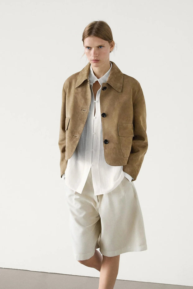 Wildlederjacke mit Knopfverschluss und Taschen