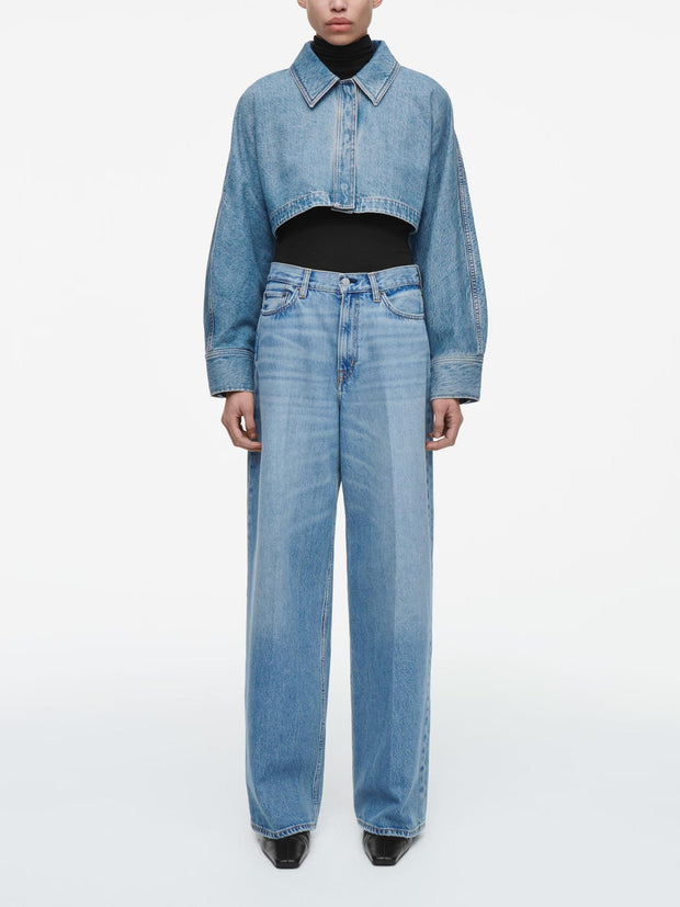 Jeansjacke im Oversize-Schnitt im kurzen Schnitt im Used-Look