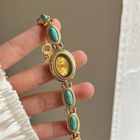 Damenschmuck Armbanduhr mit ovalem Detail - Alviera