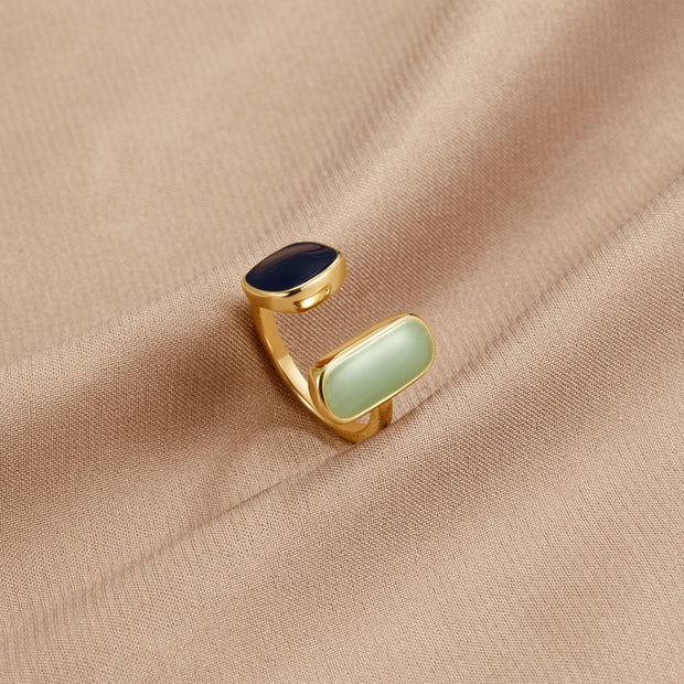 Ring Für Damen Vera Moderner Offenes Design Mit Zwei Kontrastierenden Steinen In Glänzendem Gold