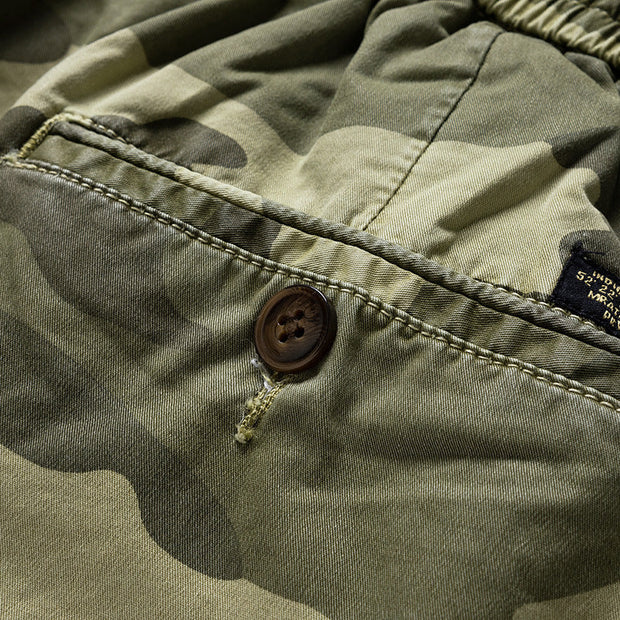 Tarnfarbene Cargo-Shorts mit Seitentaschen für Männer - Carson