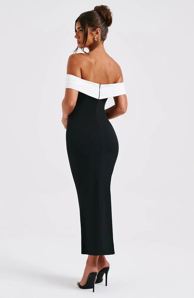 Lina - Elegantes langes schwarzes Kleid
