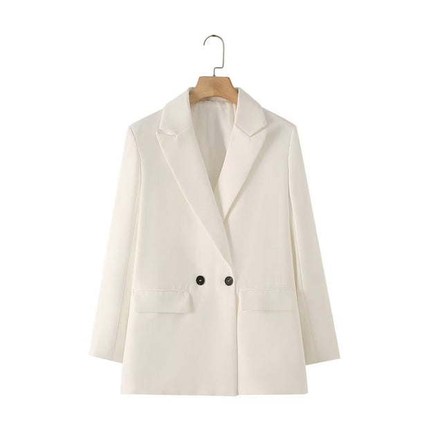 Damen-Blazer mit doppelter Knopfleiste, geradem Schnitt und spitzen Revers – Greta