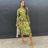 Ninon - Eng anliegendes langes Kleid aus Mesh