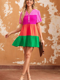 Daisy - Schickes Kleid mit kurzen Ärmeln