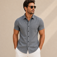 Einfarbiges Herrenhemd mit kurzen Ärmeln, Slim Fit – Bertram