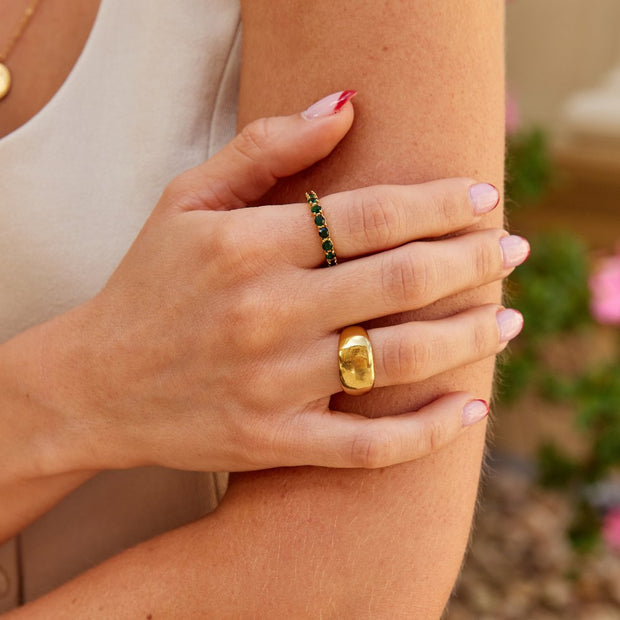 Robuster Goldring Für Damen Vanessa Mit Modern Minimalistischem Chunky Design Für Alltag Und Besondere Anlässe