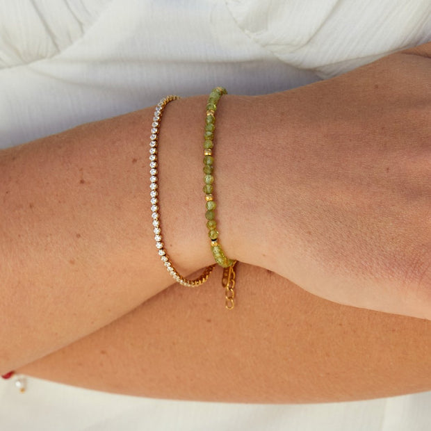 Verstellbares Tennisarmband Mit Leuchtenden Zirkonia-Steinen In Durchgehenden Lichtreflexen - Galadriel