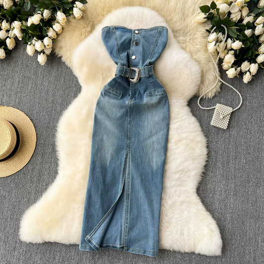 Trägerloses Kleid aus Denim mit Gürtel im Western-Stil - Dakota